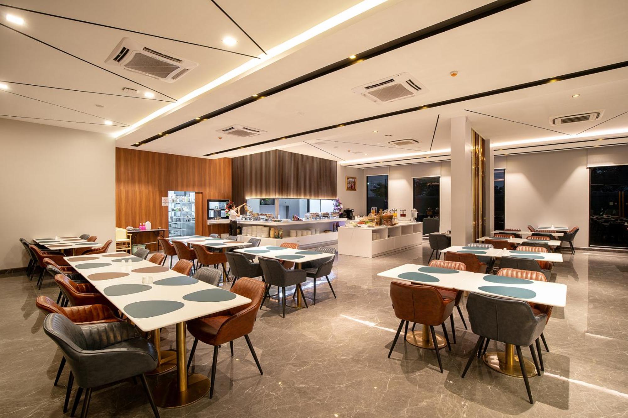 Crystal Srivaree Suvarnabhumi Hotel Ban Khlong Bang Krathiam Exterior foto