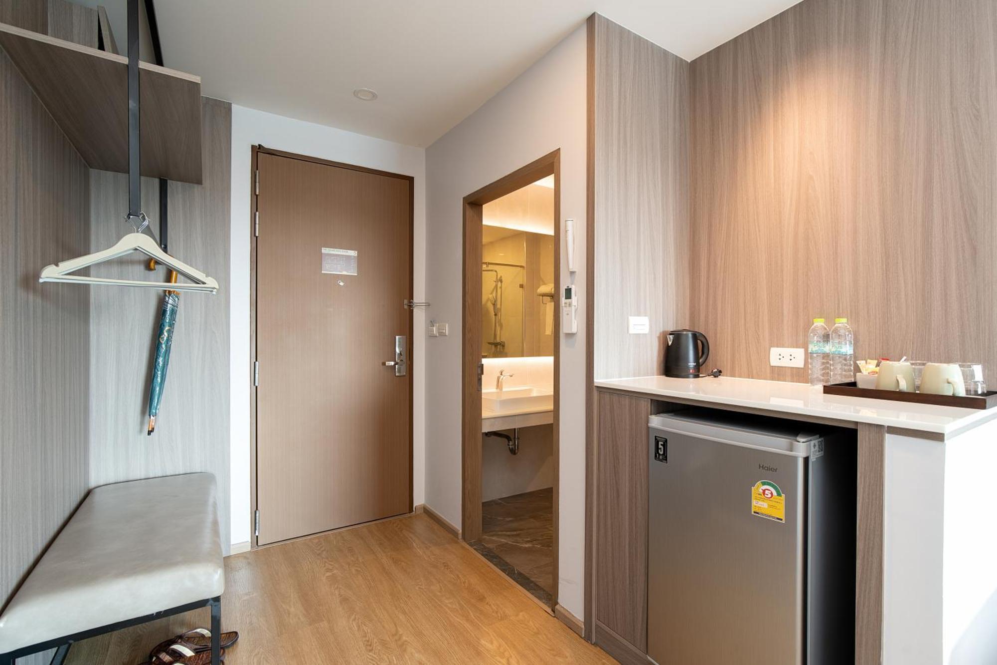 Crystal Srivaree Suvarnabhumi Hotel Ban Khlong Bang Krathiam Habitación foto