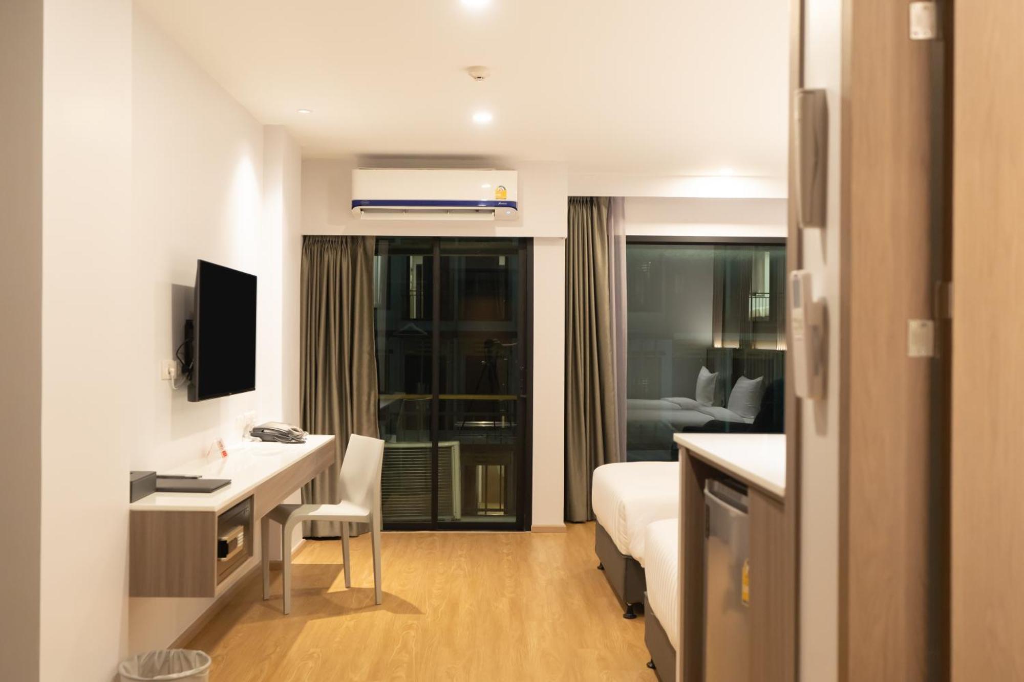 Crystal Srivaree Suvarnabhumi Hotel Ban Khlong Bang Krathiam Exterior foto